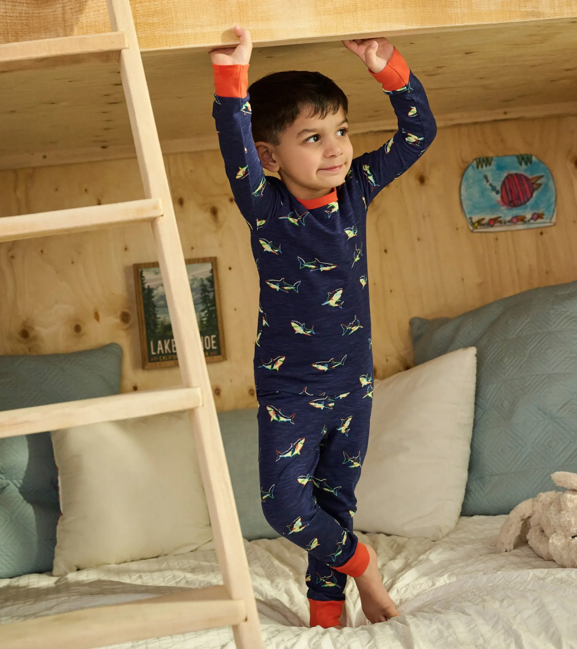 Outlet Hatley Boys Glow Sharks Pajama Set