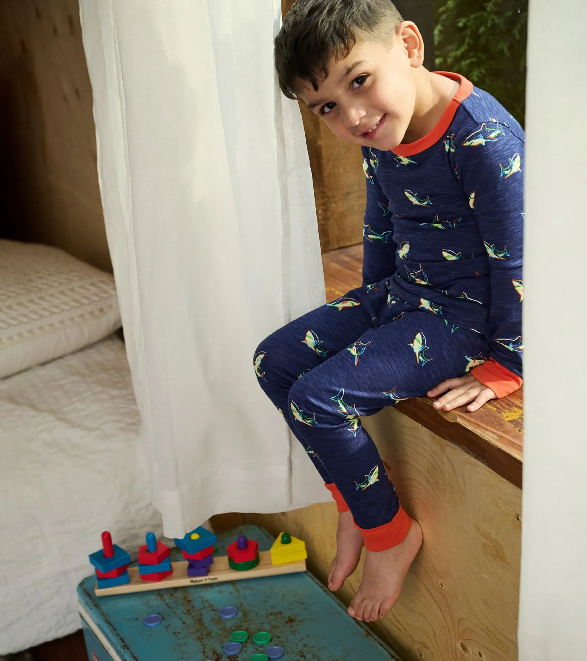 Outlet Hatley Boys Glow Sharks Pajama Set
